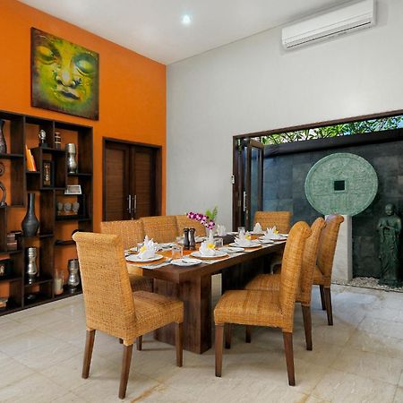 Villa Delapan Canggu Exteriör bild